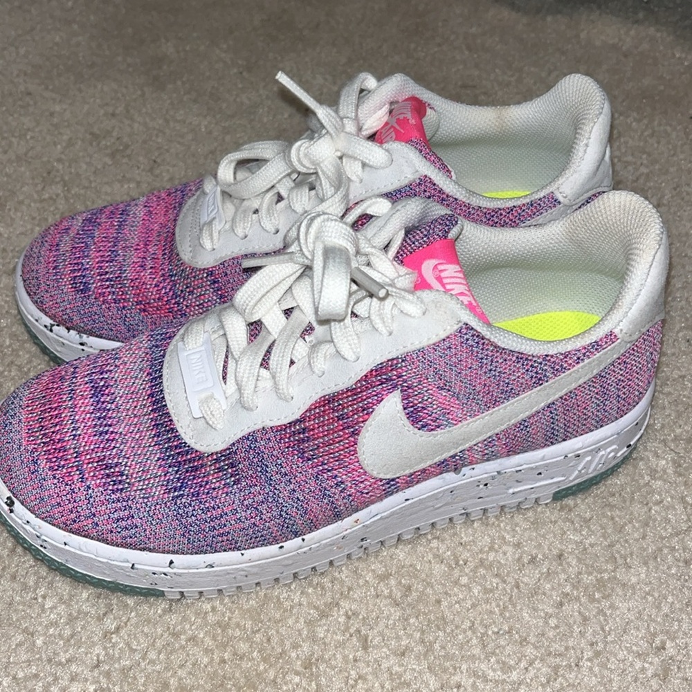 Nike Flyknit Air Force 1 - Picture 3 of 4
